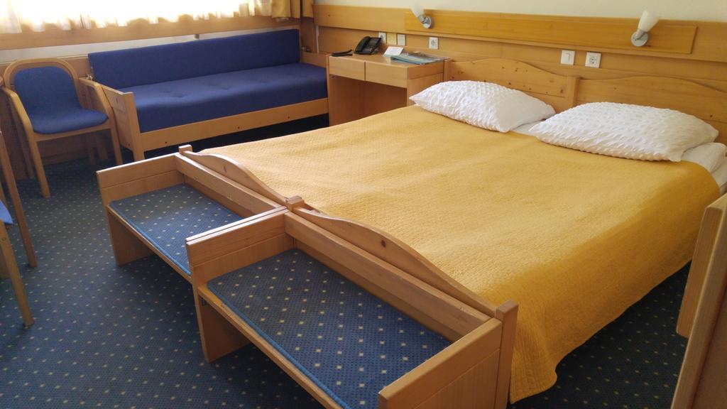 Hotel Spik Kranjska Gora Room photo