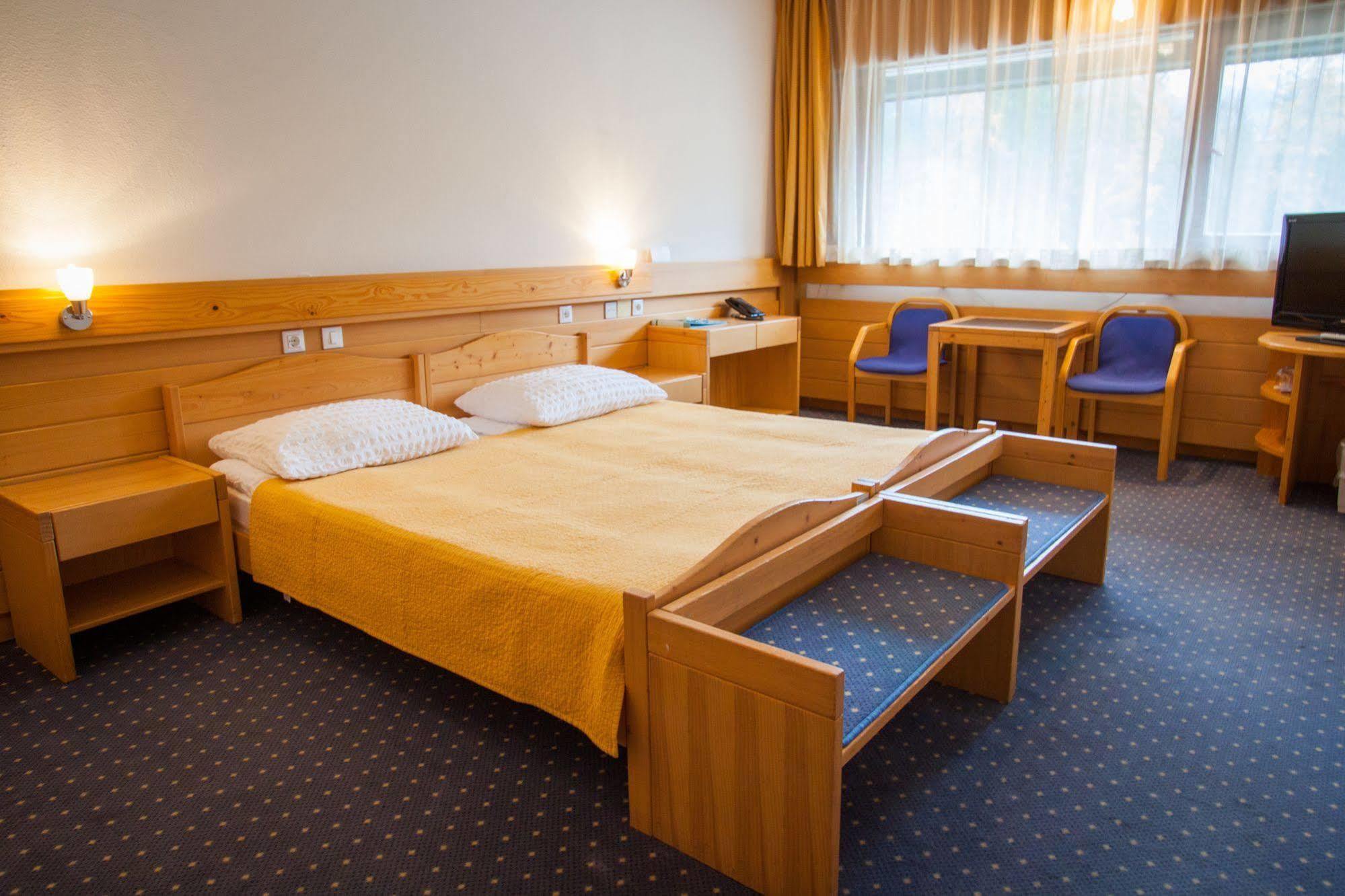Hotel Spik Kranjska Gora Exterior photo